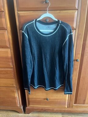 Armani Exchange waffle knit long sleeved men’s top, size L black/white